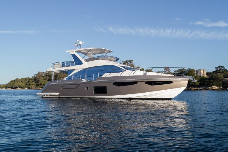 AZIMUT 60 2014